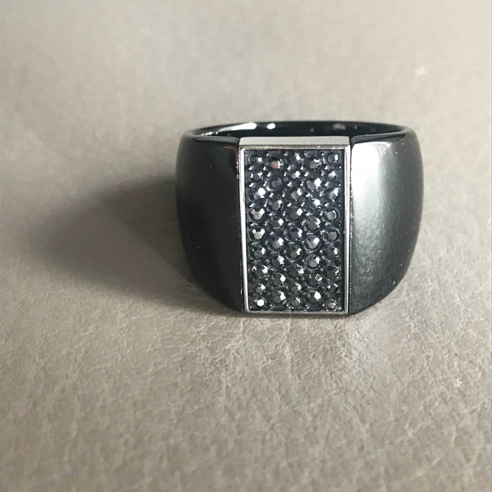 SWAROVSKI -  pierścionek podwójny / dwustronny czarny z kryształkami