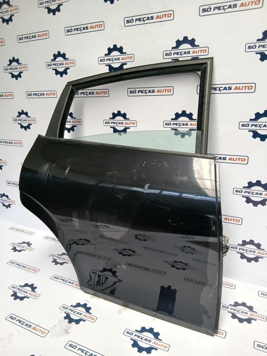 PORTA TRASEIRA DIREITA PRETO SEAT LEON 1P1 1.2TSI ANO: 2010