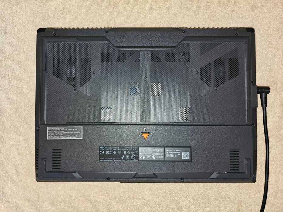 ASUS TUF Gaming A15 | RTX 4060 | Ryzen 7 | 32GB RAM | 1TB SSD | Como novo