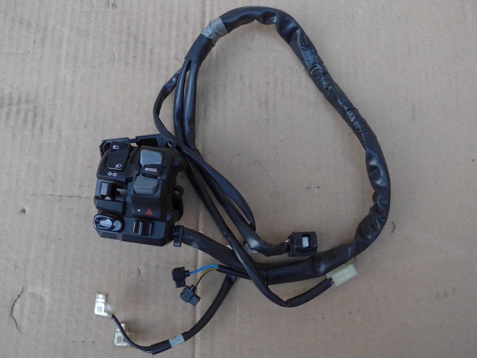 Yamaha yzf R1 '15r+ PRZEŁĄCZNIK lewy kierownicy