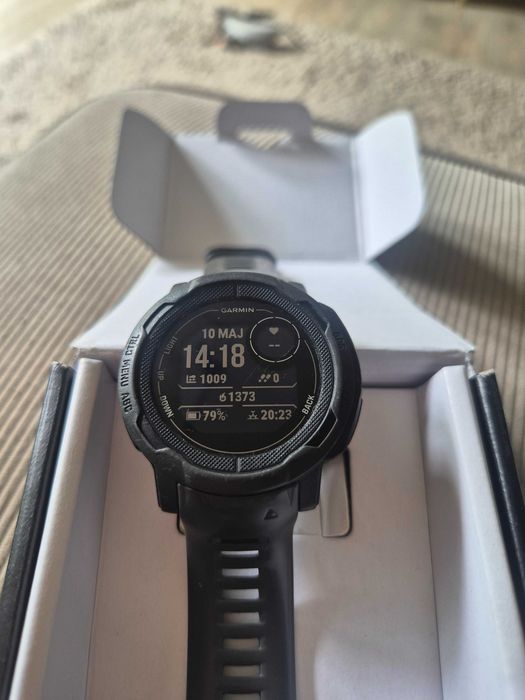 Zegarek garmin instict 2