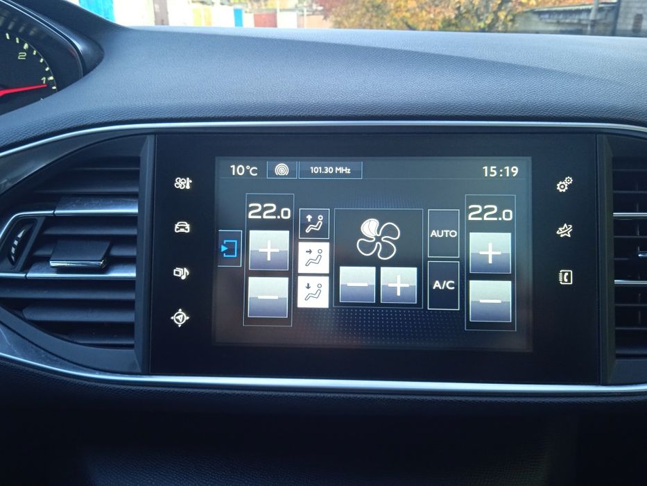 Автомобиль Peugeot 308 Т9