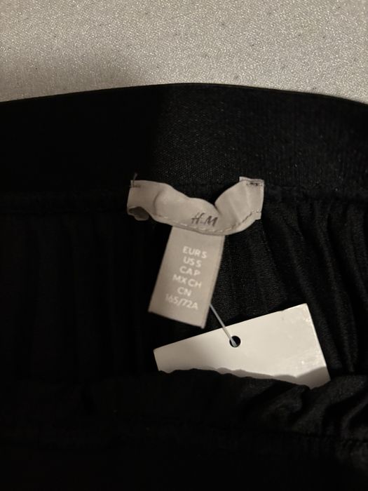Spódnica firmy H&M Nowa z metką