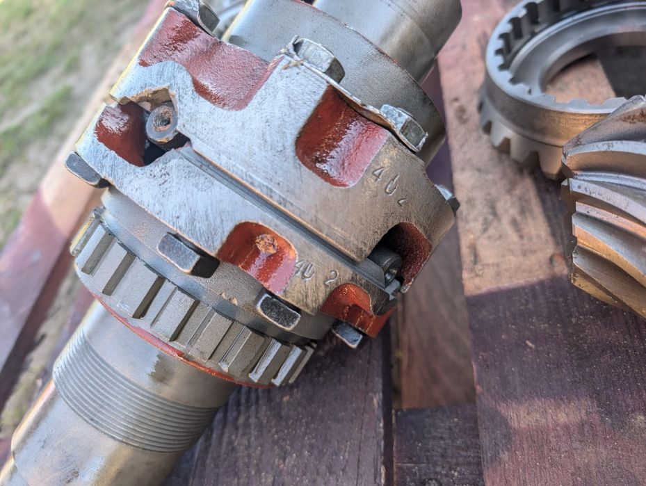 Диференціал МТЗ Деференціала переднього моста МТЗ 82 892 пВм МТЗ