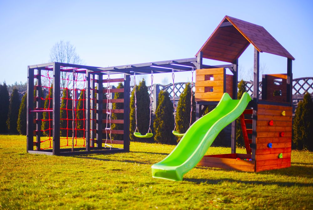 Drewniany Plac Zabaw do ogrodu - PROMOCJA - LILI - Domek - Huśtawka