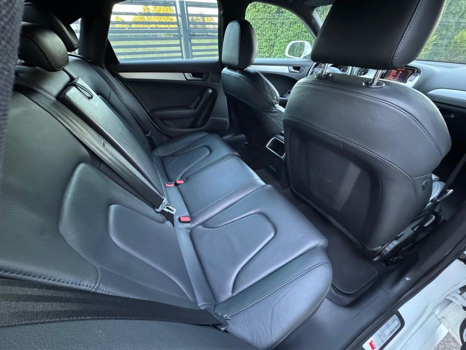 Audi A4 2.0 TDI 177KM S-line