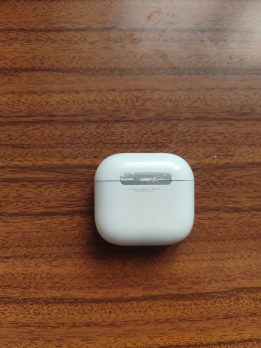 Airpods pro segunda geração, brancos, preço negociável!