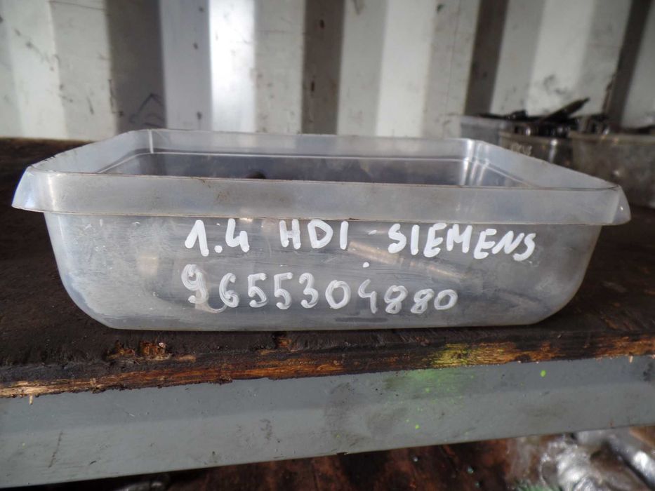 Cze6 Wtryskiwacz wtrysk wtryskiwacze 1.4hdi siemens wysyłka