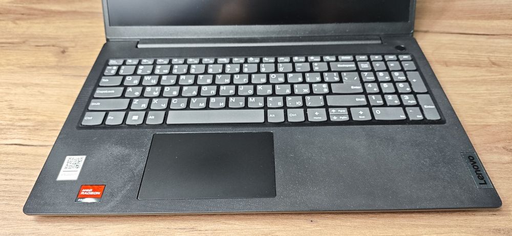 [АКЦІЯ] Lenovo V15 G4 AMN / Ryzen 3 7320U / 16GB RAM /SSD 256/ знос батареи 4% /МАГАЗИН /ГАРАНТІЯ