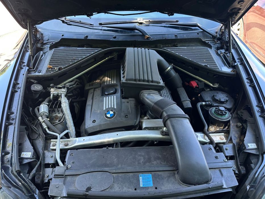 BMW X5 E70 3.0 I