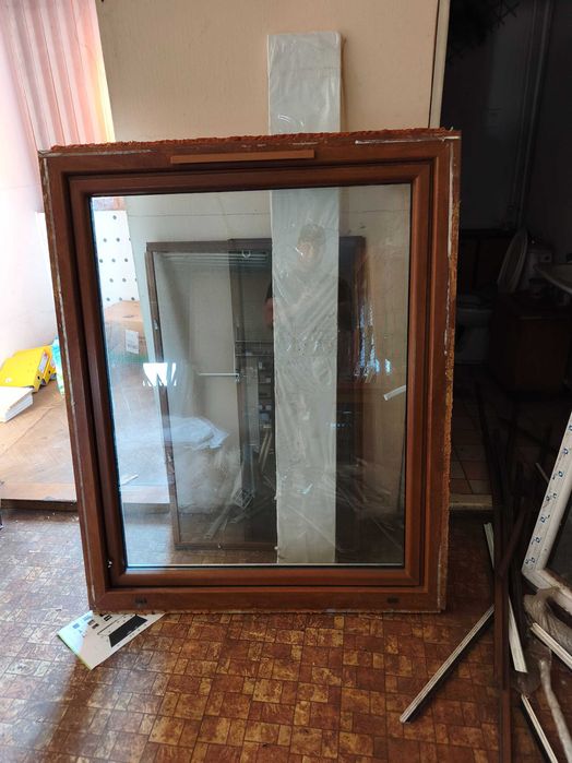 Okna 118*145, balkon 88*232