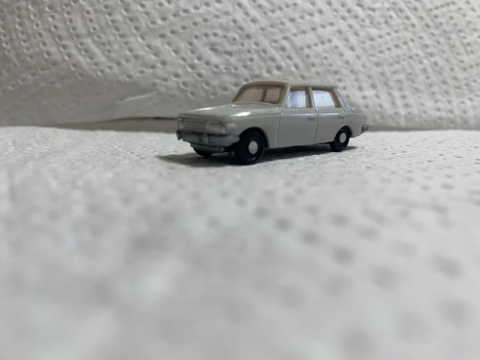 Trabant 601 (Трабант) у масштабі 1/72