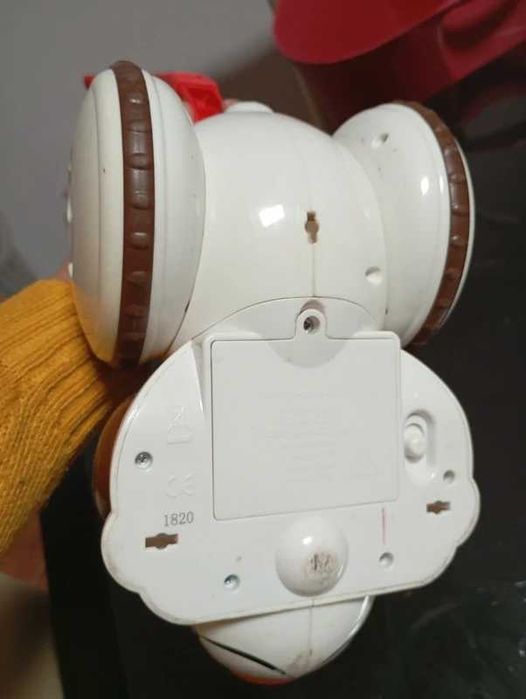 Cãozinho Eletrónico Chicco com Osso Interativo