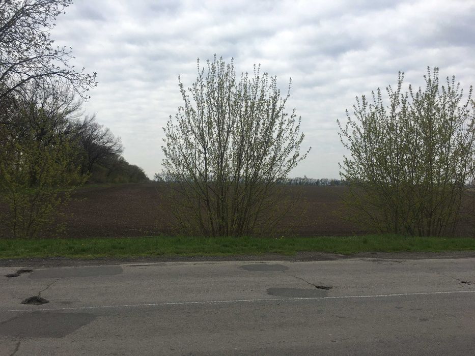 Продам участок 90 соток ,красная линия ,Юбилейное