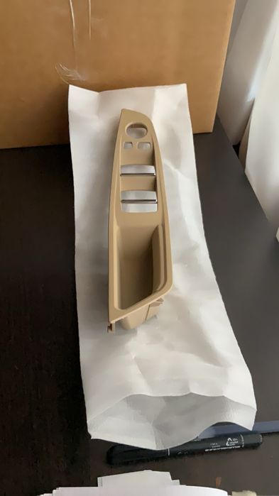 Внутренняя ручка водительской двери БМВ