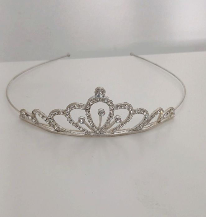 Coroa princesa cor prata 10€