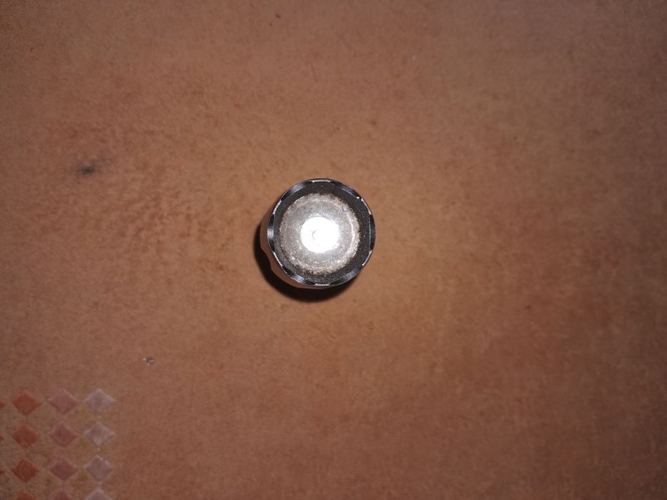 Фонарь під акумулятор 21700