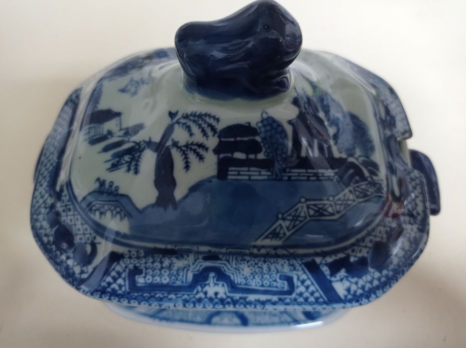 Molheira porcelana inglesa Victoria Ironstone