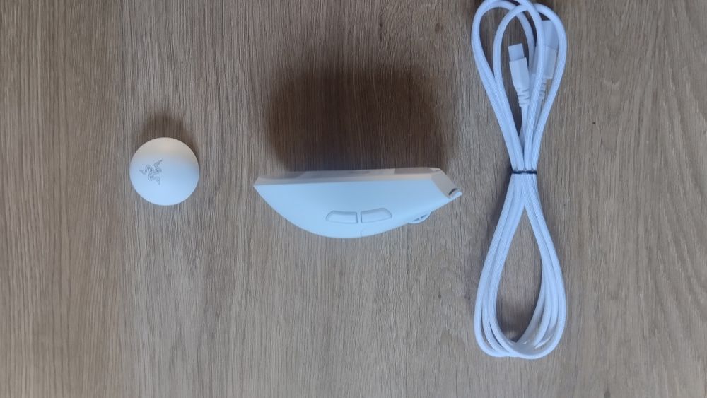 Razer Viper V4 Pro White Edition – Como Novo, Usado 4x