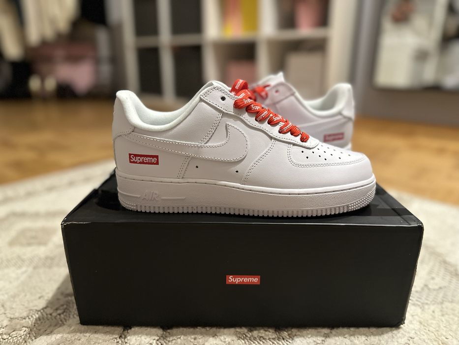 Nike Air Force 1 x Supreme White