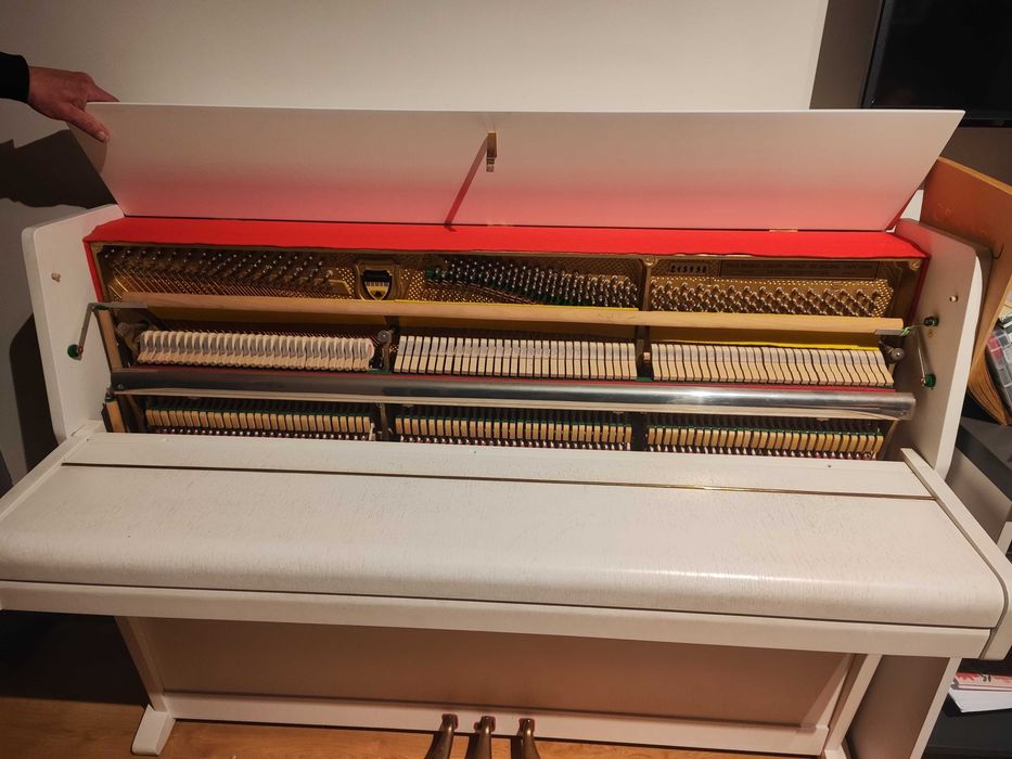 Pianino Weinbach Białe