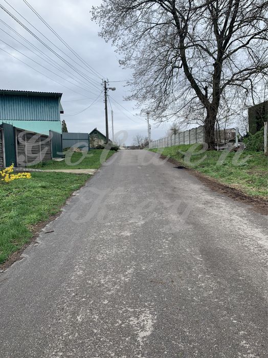 Продам Земельну ДІЛЯНКУ 31 соток, ЦЕНТР, ГАЗ с.Іванків