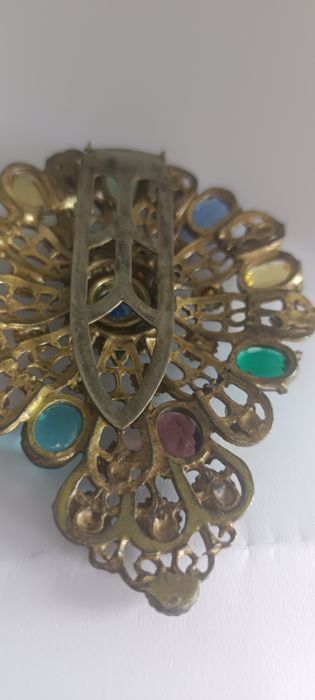 Брошь Чехия коллекционные.  Цена дрессклипа3500ппные
