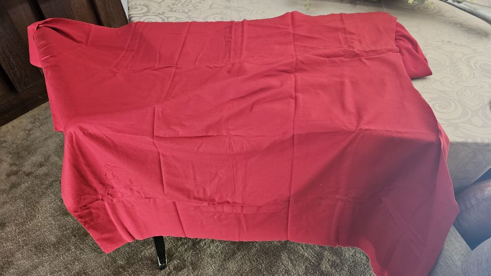 Dois Tecidos vermelhos para costura Natal