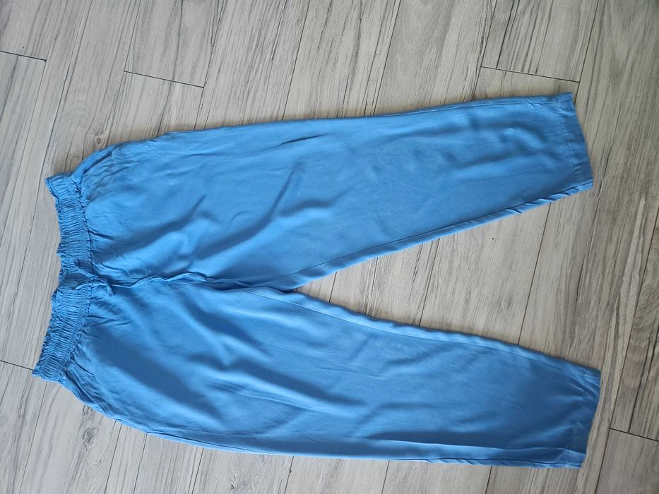 Reserved letnie długie lekkie spodnie błękitne r.L 40