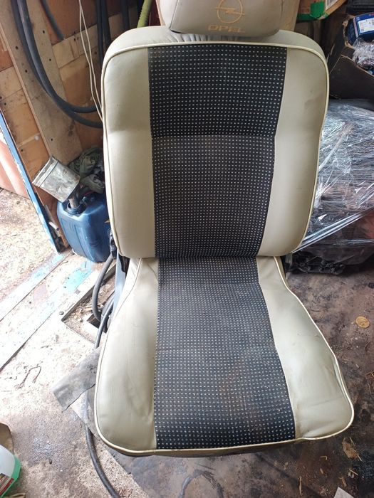 Сидіння , сидения