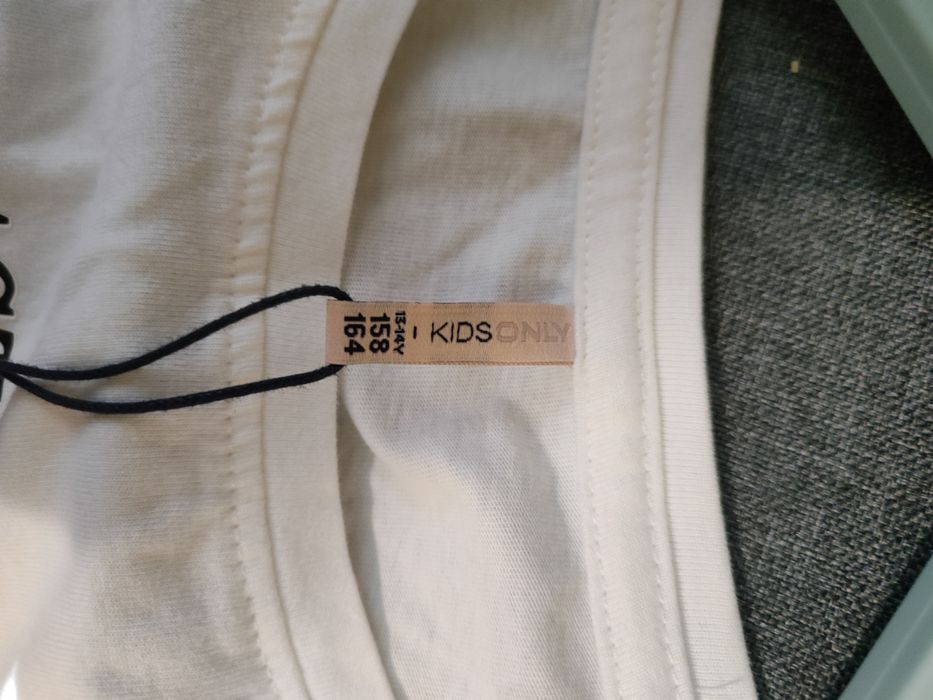 Футболка жіноча Only.