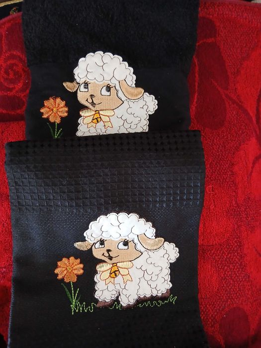 Conjunto de pano e toalha de cozinha, (novos) cada 5 €. Os 3 por 10€.