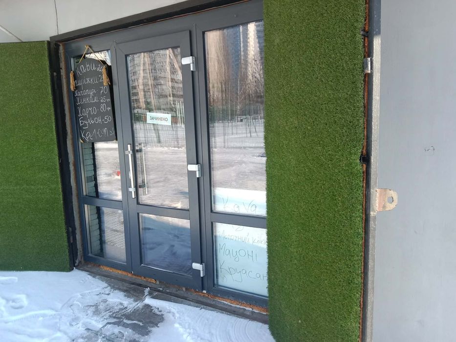 Продаю готовий бізнес на Позняках