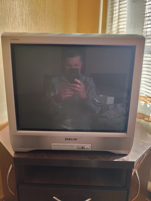 Продам SONY Trinitron Color TV 21дюйм.