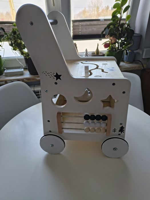 Pchacz drewniany kostka montessori Mamabrum