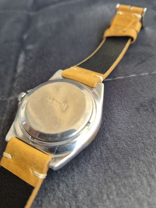 Вінтажний механічний годинник SEKONDA 17 Jewels