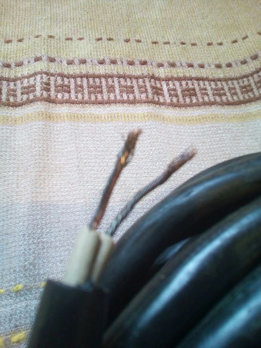 Кабель медный,двухжильный 2×2.0мм.