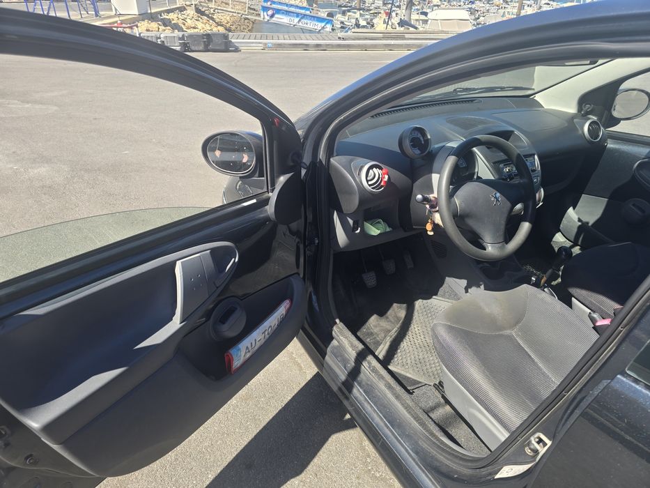 Peugeot 107 1000cc — photo 4