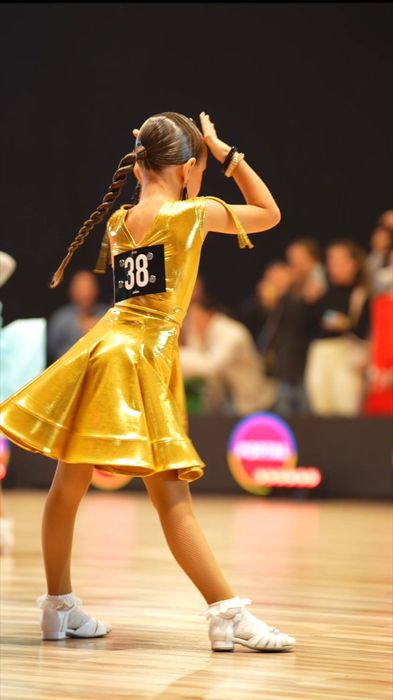 Сукня для бальних танців/бейсик