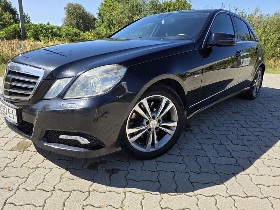 Mercedes-Benz  E350 W212
