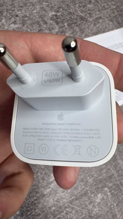 Мережевий зарядний пристрій Apple 40W Dynamic Power Adapter with 60W Max Адаптер