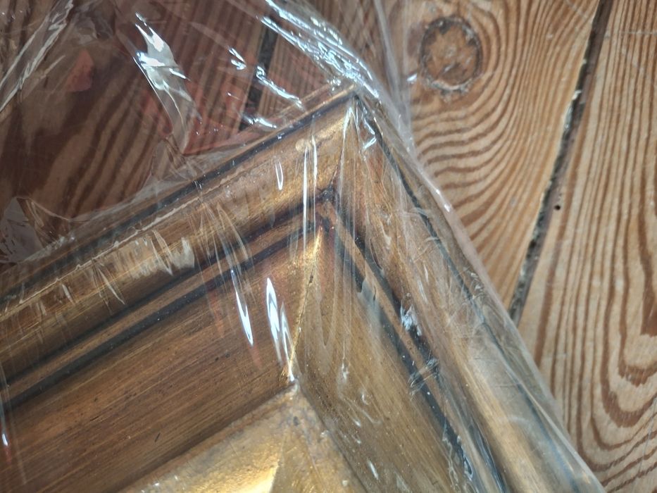 Excelente moldura em madeira para tela cerca 30 x 36