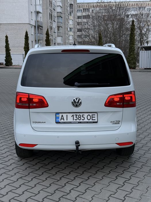 Volkswagen Touran 2015 2.0 дизель