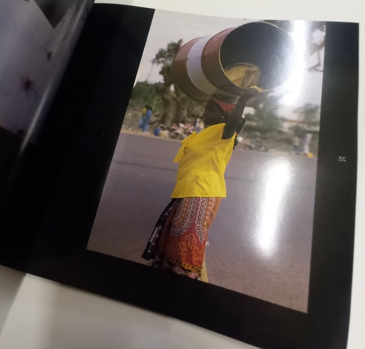 Livro de fotografia As Mulheres de Moçambique
