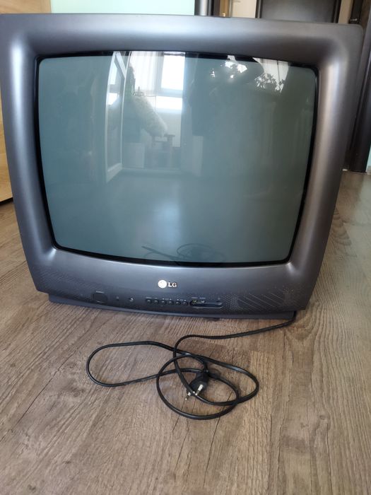Продам Телевизор LG
