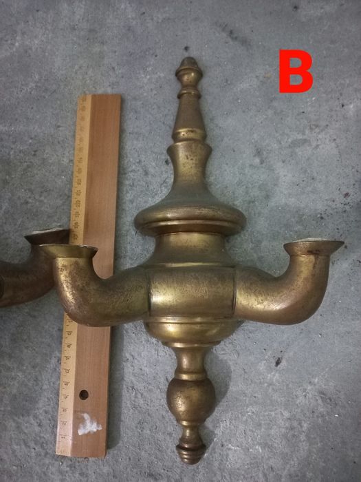 Candeeiros de parede em latão