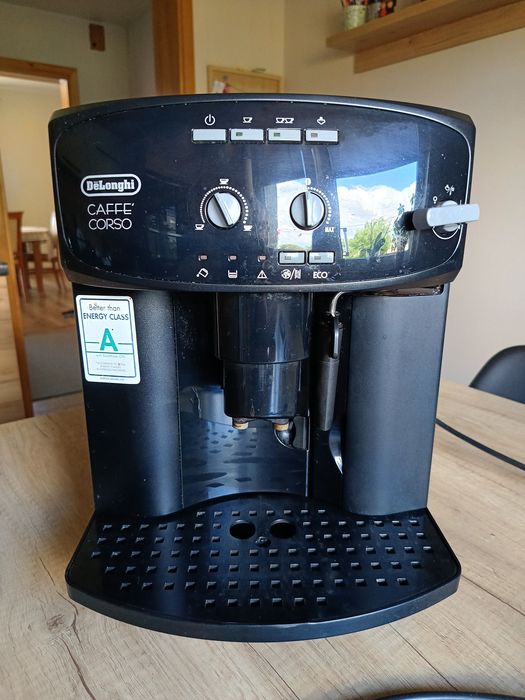 Sprzedam exspres Delonghi odbiór osobisty.