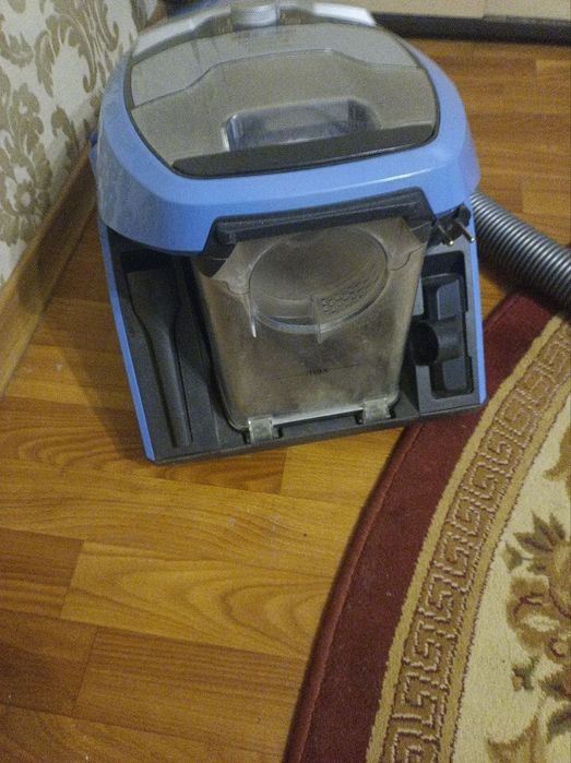 Продам пилесос  новый и надеждой