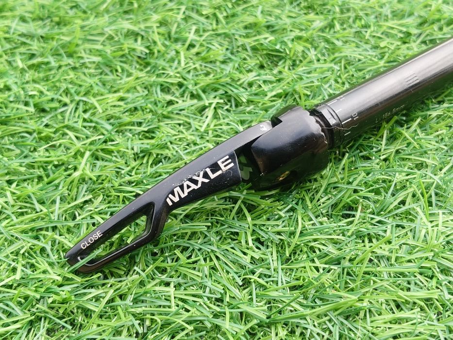 Oś Rock Shox Maxle 15x110 boost 156,5mm M15x1,50 Pike Lyrik Yari