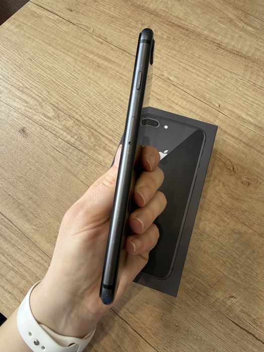 iPhone 8+ 256 GB Space Gray